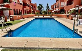 Apartamento Vista Hermosa en Punta Candor con piscina y Wifi